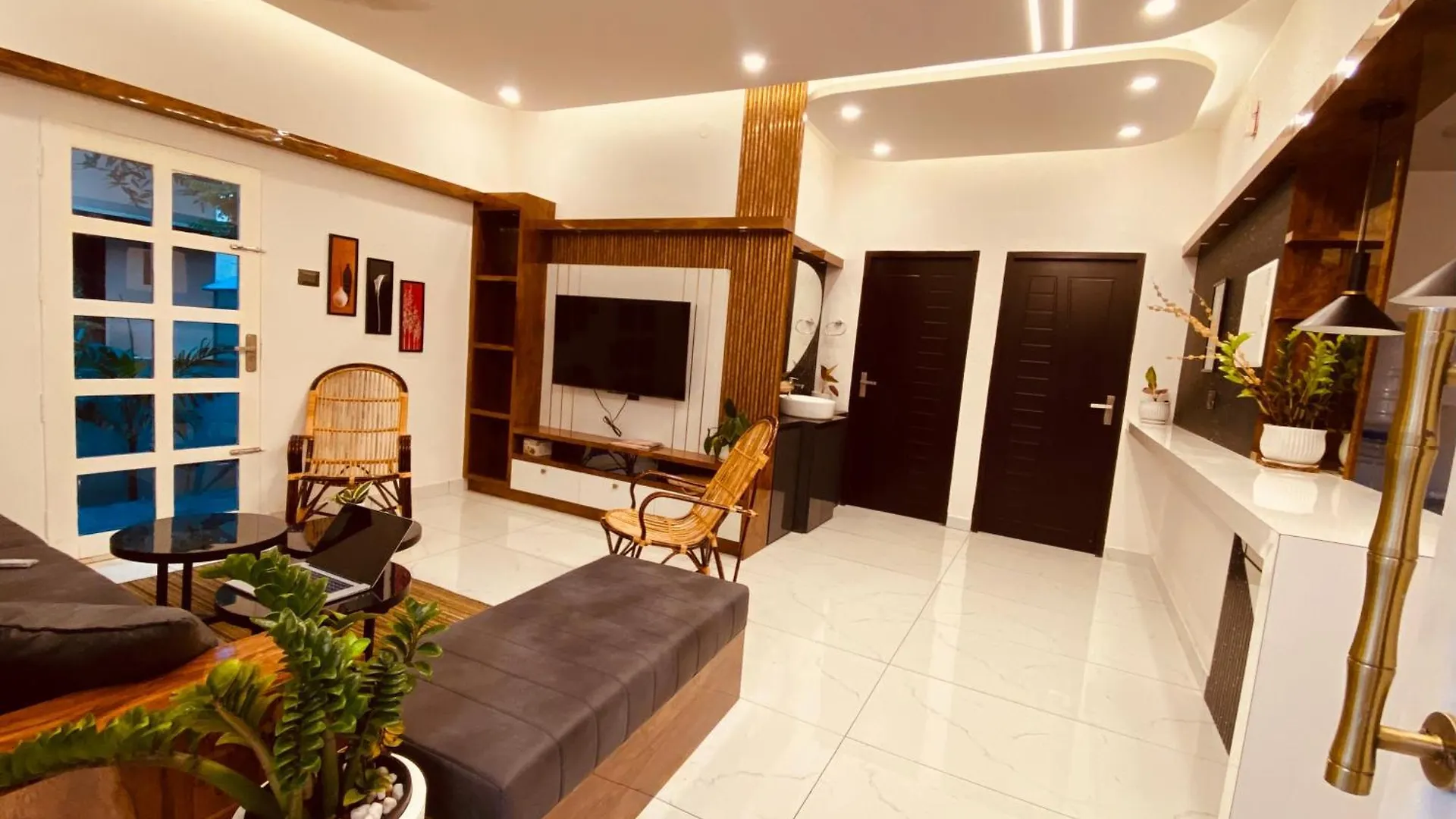 Δωμάτια σε οικογενειακή κατοικία Kaattil Homes Varkala